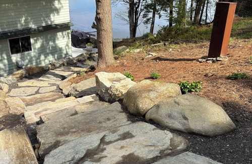 Jefferson Cottage | Newly Renovated Waterfront House on Lake Damariscotta; Only 2 summer weeks left!