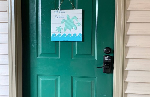 Pawleys Island Copropriété | Grands tarifs !! Contactez pour les tarifs spéciaux de septembre / octobre. Près de la plage et de la piscine / spas