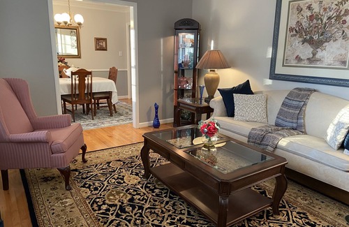National Hills Maison | Newly updated home right across from Augusta National. Easy 2-block walk.