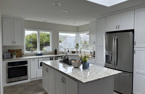 Gleneden Beach Maison | Newly Updated Salishan Oceanfront Oregon 30 Day Summer Rental