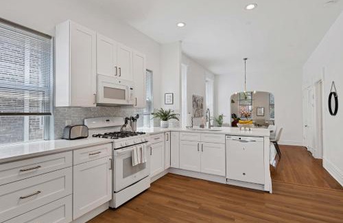 Tri-Taylor Maison | Newly Updated Vintage 6 Bedroom Single Family Home home