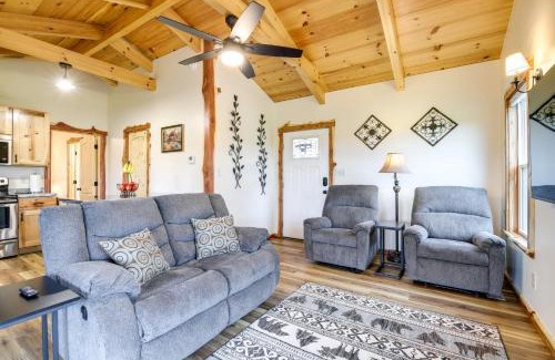 Newport Maison | Newport Retreat 12 Mi to Great Smoky Mountains!