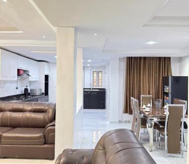 Surulere Appartement | newtown apartment olaleye iporin surulere nigeria