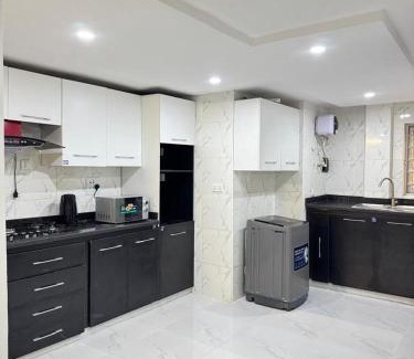 Surulere Appartement | newtown apartment olaleye iporin surulere nigeria