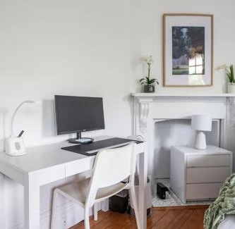 Newtown Maison | Newtown Nest - Chic Terrace Living off King Street
