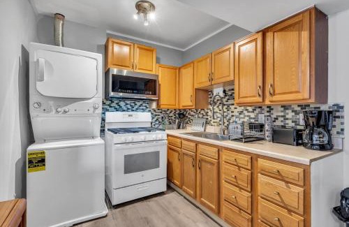 Seaside Heights Appartement | Next to Beach and Waterpark with Free Parking!