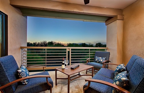 South Scottsdale Copropriété | Piscine chauffée étincelante, bain à remous relaxant, à côté du golf, Emplacement privilégié, Plus
