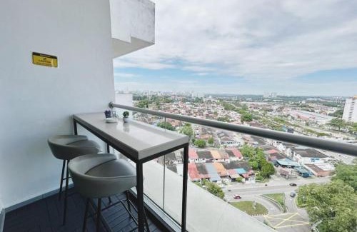 Taman Bukit Mewah Appartement | Next to Paradigm Mall Escape JB,3BR, Up to 10 Person,