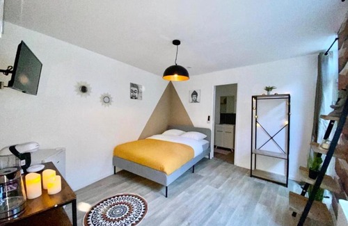 Roubaix Appartement | NG SuiteHome - Lille I Roubaix Centre I 89 - Netflix - Wifi