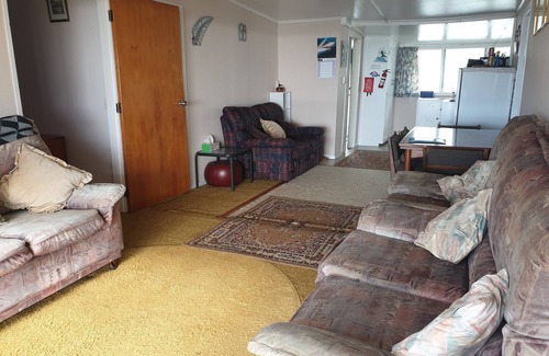 Ngawi Maison | Ngawi Coastal Kiwi Bach