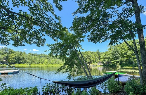 Brookline Maison | NH waterfront House - Private beach- Swim/Boat/Fish