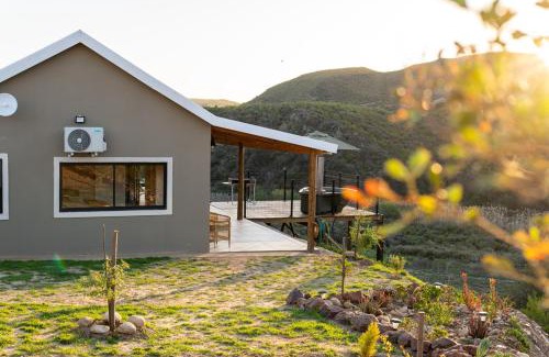 Uniondale Maison | Nicara Luxury Ecocabin Honeypunch