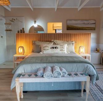 Uniondale Maison | Nicara Luxury Ecocabin Honeypunch