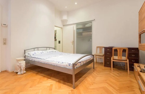Schottenfeld Appartement | Nice 1-bedroom apartment in Wien with WiFi