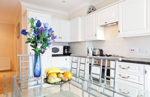 Edmonton Appartement | Nice 2-bedroom apartment convenient for centre and close to Tottenham stadium