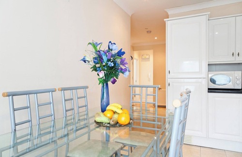 Edmonton Appartement | Nice 2-bedroom apartment convenient for centre and close to Tottenham stadium