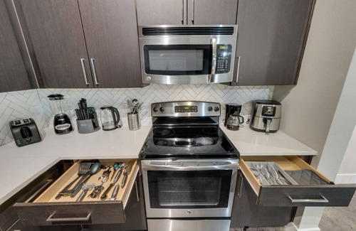 Dallas Appartement | Nice 2BR I Pool I Gym I Free Parking I Workspace