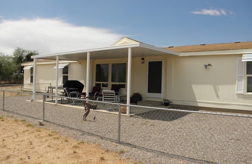 Black Horse Maison | Nice 3-bedroom Home with AC in Catalina