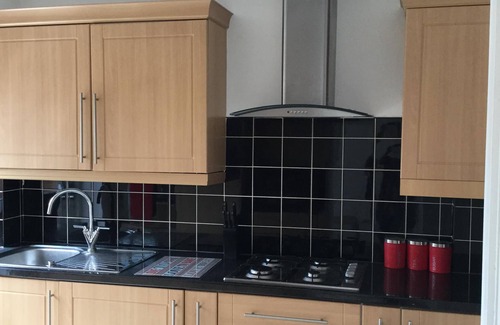 Basildon Maison | Belle maison de 4 chambres près du centre ville de Basildon pour 8 personnes
