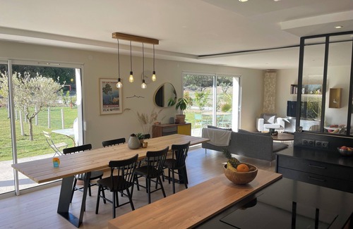 Bouc-Bel-Air Maison | Jolie villa climatisée -piscine et jardin privés-