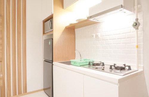 Mampang Prapatan Appartement | Nice and Comfort 1BR at 25th Floor Samara Suites Apartment By Travelio