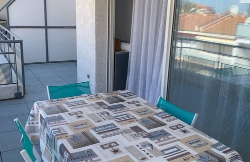 Mediterranee Appartement | Beau et grand T3 entièrement Climatisé, plein centre à 80 m de la plage