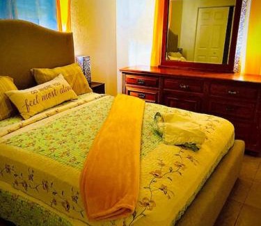 Oakland Park Maison | Nice and Quiet 2 beds 1 bath in Oakland FL