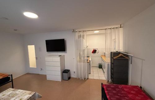Weststadt Appartement | Nice and quiet studio apartment in a central location