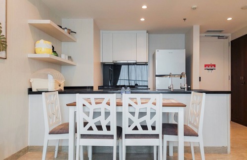 Bumi Serpong Damai Appartement | Nice And Spacious 2Br With Extra Room At Branz Bsd City Apartment