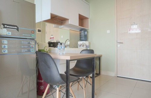 Cikokol Appartement | Nice And Stylish 1Br At Tree Park City Bsd Apartment