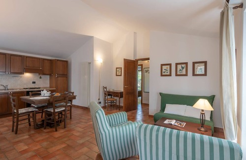 Ponte di Gabbiano Appartement | Bel appartement avec climatisation, piscine, WIFI, TV, animaux admis, parking, près de Sienne