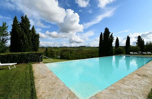 Ponte di Gabbiano Appartement | Bel appartement avec climatisation, piscine, WIFI, TV, animaux admis, parking, près de Sienne