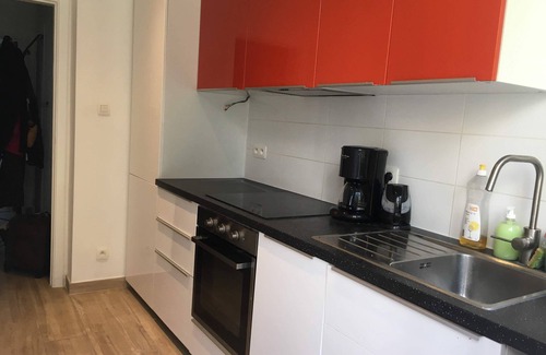 Dailly Appartement | Nice apartment with backyard close to city center
