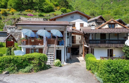 Calasca-Castiglione Appartement | Agréable appartement pour 5 personnes avec WIFI, TV, balcon et animaux admis