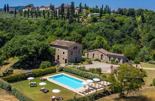Collalto Maison | Appartement dans une maison de vacances avec WIFI, piscine privée, climatisation, TV, patio
