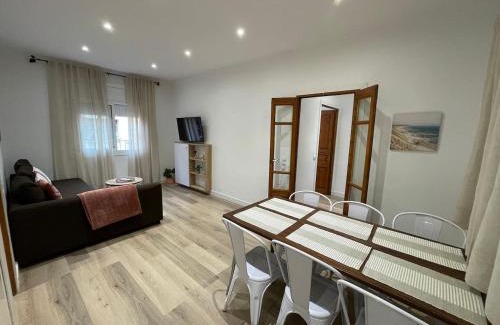 Cornella de Llobregat Appartement | Nice Apartment 2 Bedrooms Well Connected