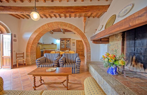 Monteroni d'Arbia Appartement | Joli appartement pour 7 personnes avec WIFI, piscine et parking, près de Sienne