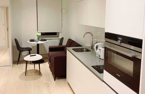 Loxford Maison | NICE APARTMENT CLOSE TO ILFORD STATION Free Wi-Fi & Netflix