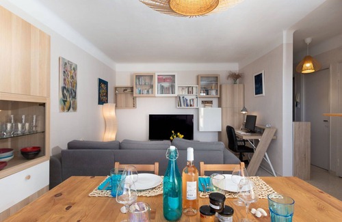 Lunel Appartement | Joli appartement pour 2 personnes avec WIFI, climatisation, TV et terrasse