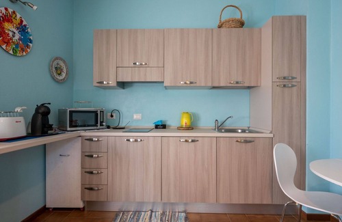 Omegna Appartement | Agréable appartement pour 2 personnes avec WIFI, TV, patio et animaux admis