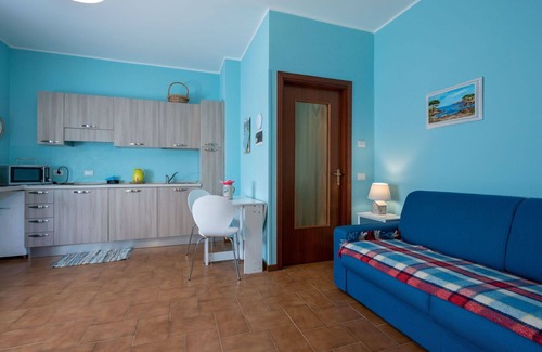 Omegna Appartement | Agréable appartement pour 2 personnes avec WIFI, TV, patio et animaux admis