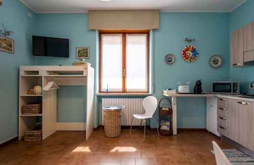 Omegna Appartement | Agréable appartement pour 2 personnes avec WIFI, TV, patio et animaux admis