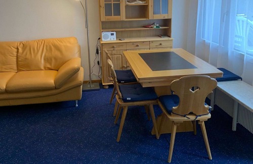 Engelberg Appartement | Confortable appartement pour 3 personnes avec WIFI, TV, balcon, animaux admis et parking