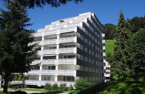Engelberg Appartement | Confortable appartement pour 3 personnes avec WIFI, TV, balcon, animaux admis et parking
