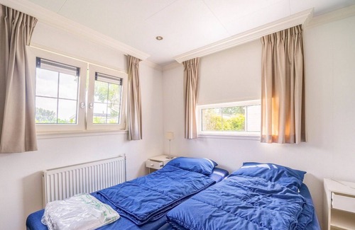 Dordtse Biesbosch Appartement | Agréable appartement dans une maison de vacances pour 4 personnes avec piscine, WIFI, TV et parking