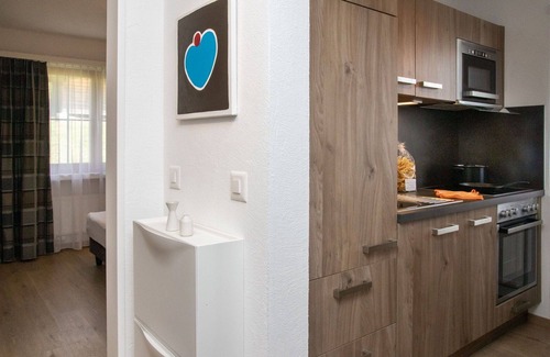 Falera Appartement | Joli appartement pour 4 personnes avec piscine, WIFI, TV, balcon, animaux admis et vue panoramique