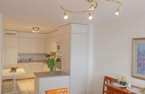Montreux Appartement | Joli appartement pour 5 personnes avec WIFI, TV, balcon, animaux admis et vue panoramique