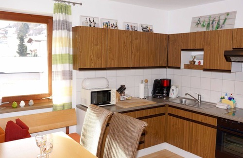 Wenns Appartement | Agréable appartement pour 5 personnes avec WIFI, TV, balcon et parking
