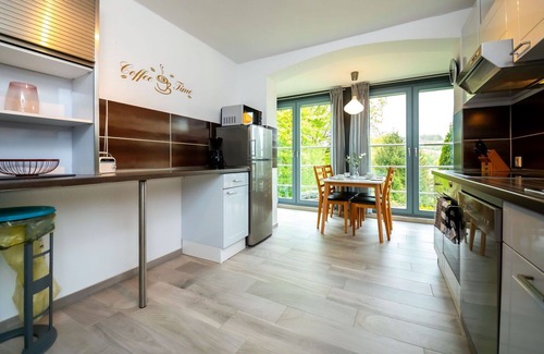 Luegde Appartement | Confortable appartement pour 5 personnes avec WIFI, TV, terrasse, animaux admis et parking