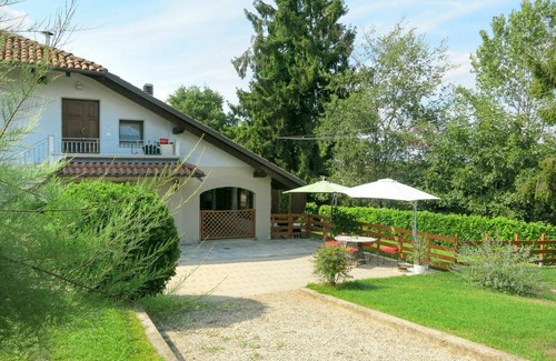 Roatto Appartement | Joli appartement pour 4 personnes avec bain à remous, WIFI, animaux admis et parking